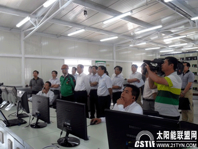 北京市委考察八达岭太阳能热发电实验电站